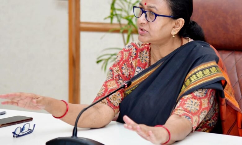 Chief Secretary Mrs. Radha Raturi reviewed with the Planning Department regarding improvement in various indices under SDG Index 2023-24