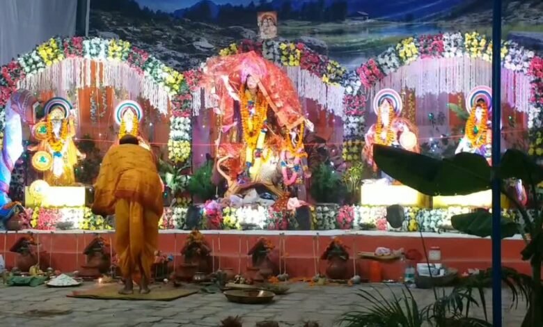 Grand worship of Maa Durga in Kumaon division, worship as per Bengali customs in Century Paper Mill**