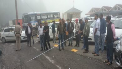 Joint inspection of District Magistrate and SSP for improvement of traffic and parking system in Mussoorie