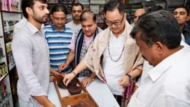 The Chief Minister paid humble tribute to the 152 martyrs of the 1822-24 revolution on their 200th martyrdom day at Kunja Bahadurpur (Roorkee)