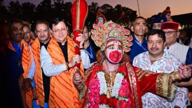 CM Dhami participated in Dussehra festival at Parade Ground, resolved to follow the ideals of Ram.