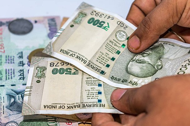 Uttarakhand government's gift on Dhanteras: 3% increase in dearness allowance of state employees