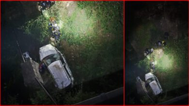 Srinagar Garhwal: Car of a couple going to Badrinath falls into a ditch, seriously injured