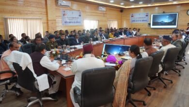 Pithoragarh: Chief Minister Dhami gave instructions to expedite development works in the review meeting, launched the Good Governance Portal