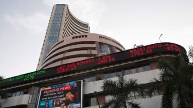 Slight gain in stock market: Sensex and Nifty active in trading with flat start