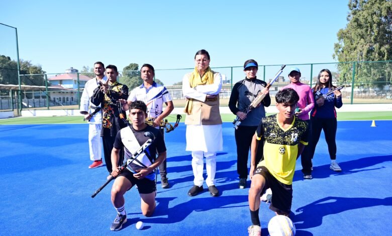 Chief Minister Pushkar Singh Dhami inspected the lawn ball camp, boosted the morale of the players