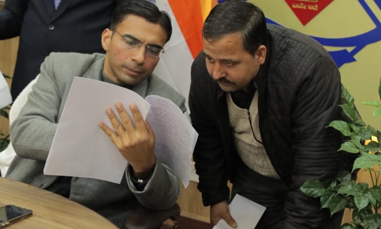 Dehradun: District administration took major action against illegal gas warehouse