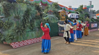 Dehradun: On Republic Day, Uttarakhand's tableau spread colours on the path of duty