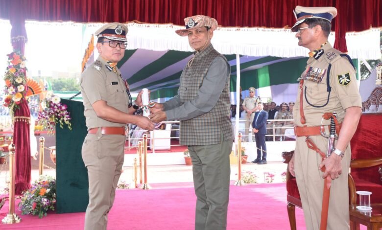 Shri Sanjay Gunjyal received the highest honor of "President's Police Medal"