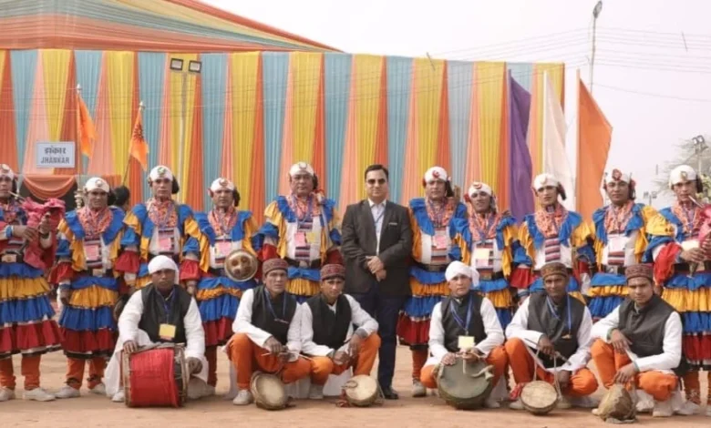 Dehradun: Before the Republic Day parade, artists from Uttarakhand got second place in the National Stadium Camp