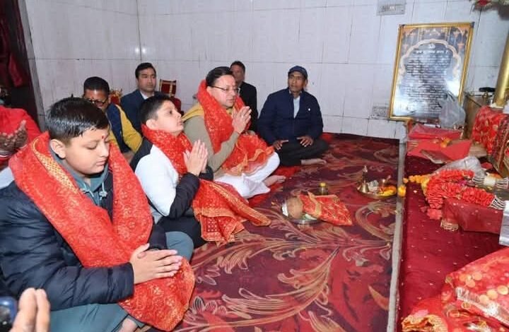 CM Pushkar Singh Dhami offered prayers at Surkanda Devi temple, took stock of preparations for winter yatra