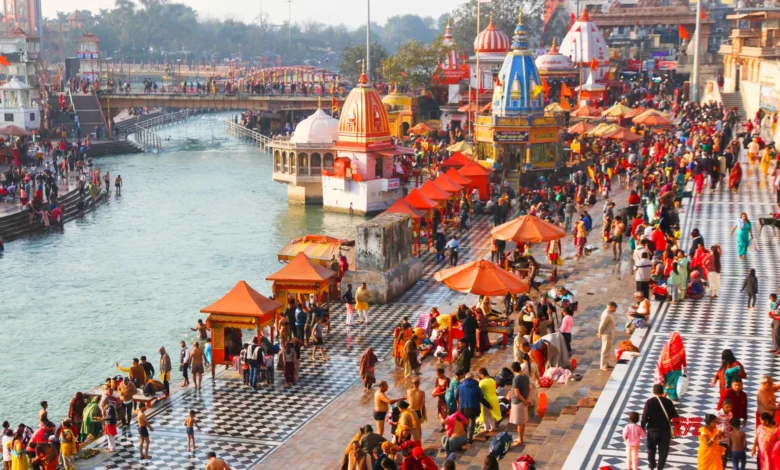 Basant Panchami 2025: A flood of devotees in Haridwar, the holy benefits of bathing in the Ganges at Har Ki Pauri