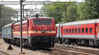 Huge rush in trains on Holi, all trains going from Dehradun to Purvanchal are full