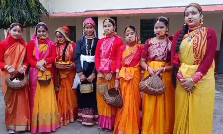 Phooldei festival is being celebrated with great pomp in Uttarakhand, Ghonga Maa's Doli Yatra has enthralled people