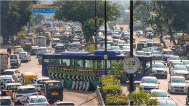 Delhi government's big decision: 15 year old vehicles will not get fuel from April 1