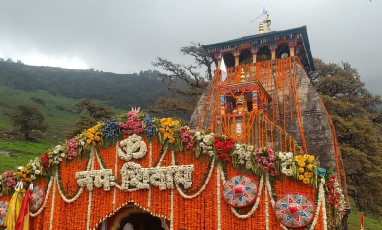 The doors of Lord Madmaheshwar Dham were opened with due rituals, a flood of faith swelled among the devotees