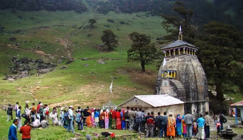 Madmaheshwar Dham Yatra begins: The moving idol of God left from Omkareshwar temple
