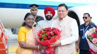 President Draupadi Murmu received a grand welcome on her arrival in Uttarakhand, Governor and Chief Minister welcomed her at the airport
