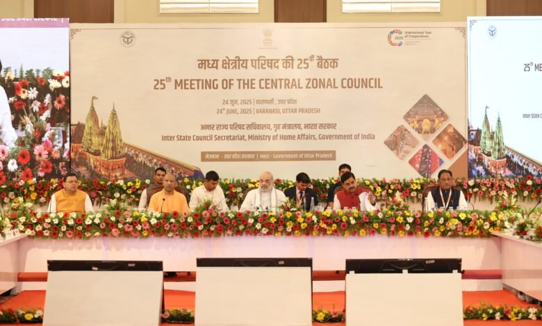 Central Regional Council meeting chaired by Amit Shah in Varanasi, CM Dhami gave suggestions regarding the development of border areas