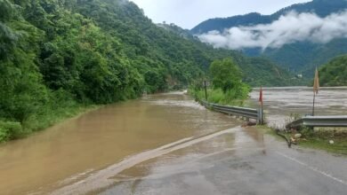 Cloudburst and heavy rains cause havoc in Uttarakhand, water level of Alaknanda is at danger mark