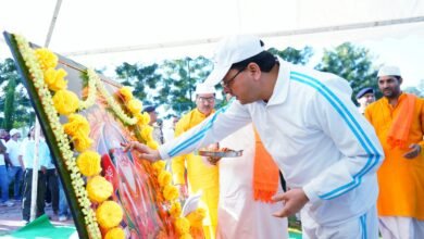 A grand Swachhotsav was organised in Dehradun on the occasion of PM Modi's birthday, emphasising on cleanliness and environmental protection.