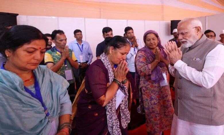 Uttarakhand disaster: PM Modi met the victims and announced a relief package of Rs 1200 crore