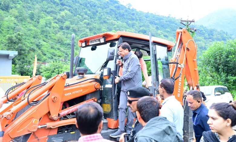 Torrential rain wreaks havoc in Dehradun, CM Dhami inspected the affected areas