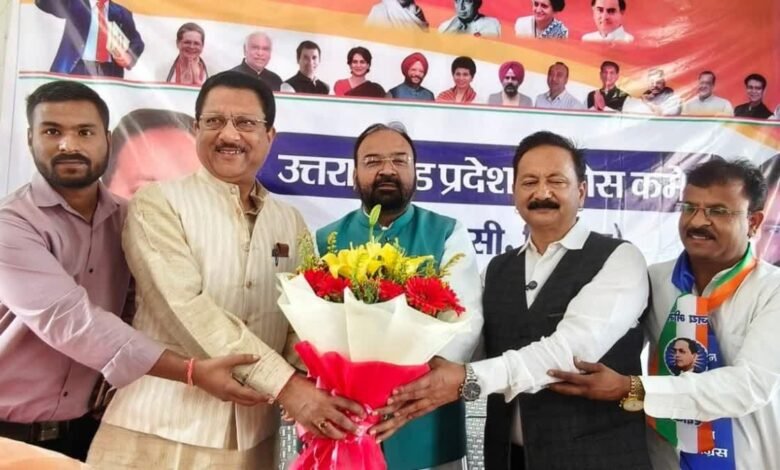 Congress's 'Save the Constitution, Drive Out the BJP' campaign intensifies in Dehradun: Sukhwinder Kotli enrolls 150 BJP workers as Congress members