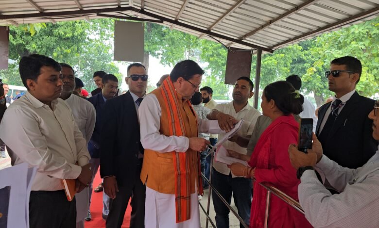 Chief Minister Pushkar Singh Dhami listened to the problems of the people in Khatima, sent six mobile toilet vans for the Purnagiri fair