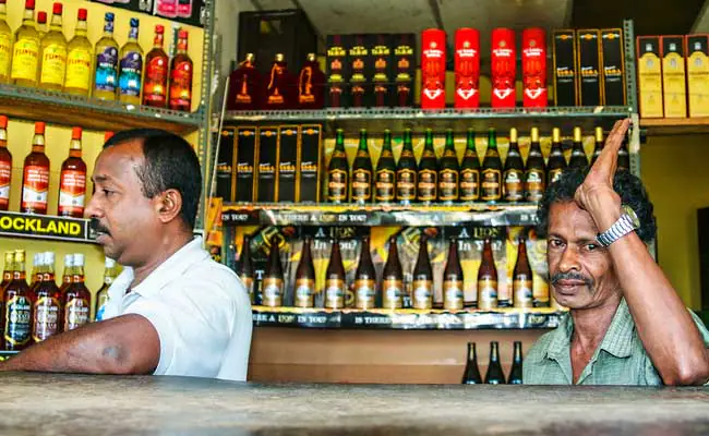 Liquor sales record broken in Uttarakhand, bottles worth Rs 367 crore sold in 15 days