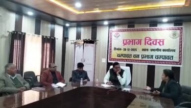 Ranjan Kumar Mishra, who was on a visit to Champawat, assured that solutions would be provided to the problems faced by the forest panchayats.
