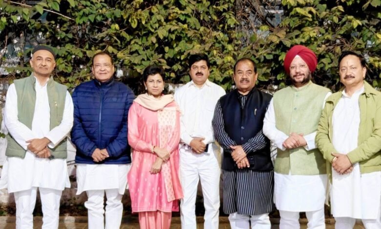 A crucial meeting of the Uttarakhand Congress was held in Delhi, where detailed discussions took place