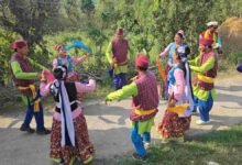 Holi celebrations in Uttarakhand, from Kali Kumaon to Ramnagar, the sounds of standing and sitting Holi are echoing.