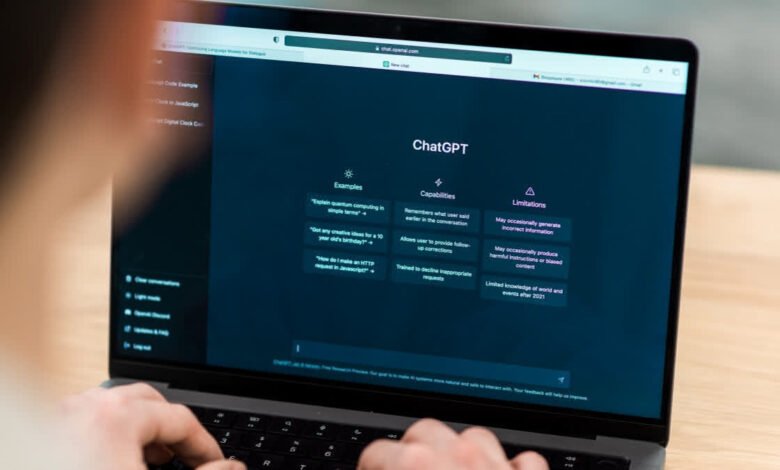 A major breakthrough in the tech world, OpenAI is launching a 'superapp'; ChatGPT, Codex, and Atlas will merge, posing a strong challenge to Anthropic.