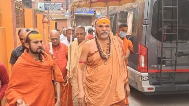 Badrinath Dham: Gadu Ghada Oil Kalash Yatra departs for Badrinath Dham: Shankaracharya takes blessings!