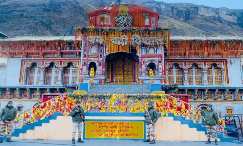 Kedarnath Yatra Preparations: Preparations Intensify Amidst Heavy Snowfall; Administration Engaged in Clearing the Route