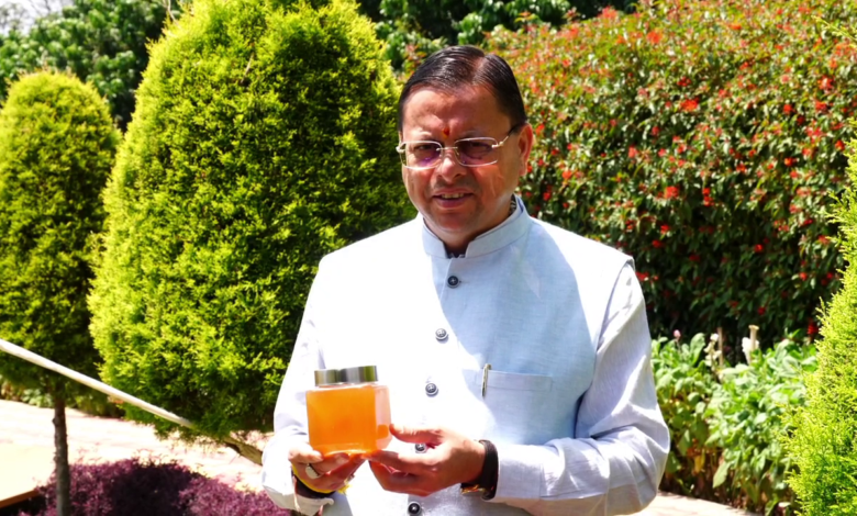 Forest Beekeeping Policy: ‘Forest Beekeeping Policy’ Implemented in Uttarakhand; Beekeeping in Forest Areas to Boost Income and Reduce Human-Elephant Conflict.