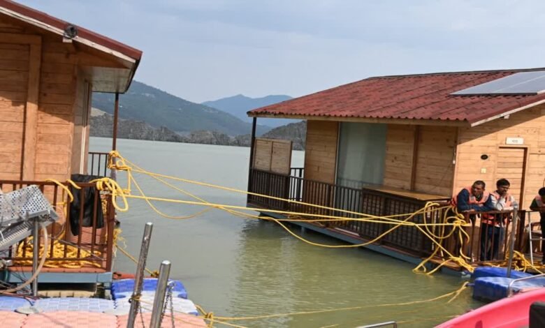 Tehri Floating Huts Safety Audit: Crisis Looms Over Floating Huts in Tehri; Safety Audit to Commence, Five-Member Inquiry Committee Constituted.