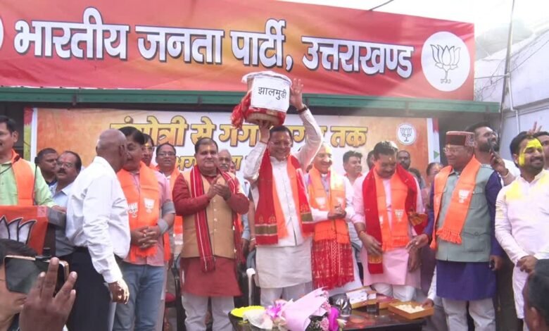 West Bengal BJP Victory Celebration: West Bengal's victory celebrated in Uttarakhand; CM Dhami serves Jhalmuri to party workers in Dehradun.