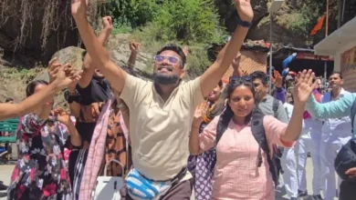 Yamunotri Yatra 2026: 15,000 Devotees Offer Prayers in a Single Day; Yamunotri Dham Resounds with Faith and Enthusiasm.