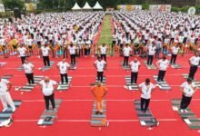 International Yoga Day 2026: Shilpa Shetty performed yoga with thousands of people in Gurugram; said there is no better remedy than Pranayama.