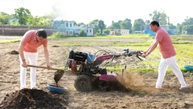 Organic Farming: CM Dhami stepped into the field, personally operated a tiller, and applied cow dung manure; he urged farmers to adopt organic farming.