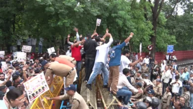 During a BJP protest in Dehradun, a march towards the Congress headquarters led to a police-enforced standoff; both parties staged vigorous demonstrations.