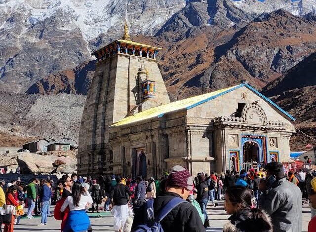 Kedarnath Yatra 2026: Monsoon slows down the Kedarnath pilgrimage; 1,500–2,000 devotees are visiting the shrine daily, with numbers expected to rise again from September.