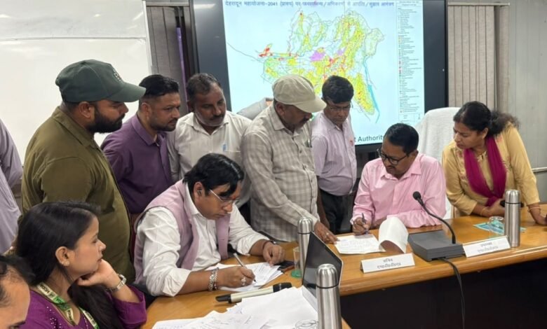 Dehradun Master Plan 2041: Public turns out in large numbers for the Sector-11 public hearing; offers key suggestions regarding development, traffic, and the environment.