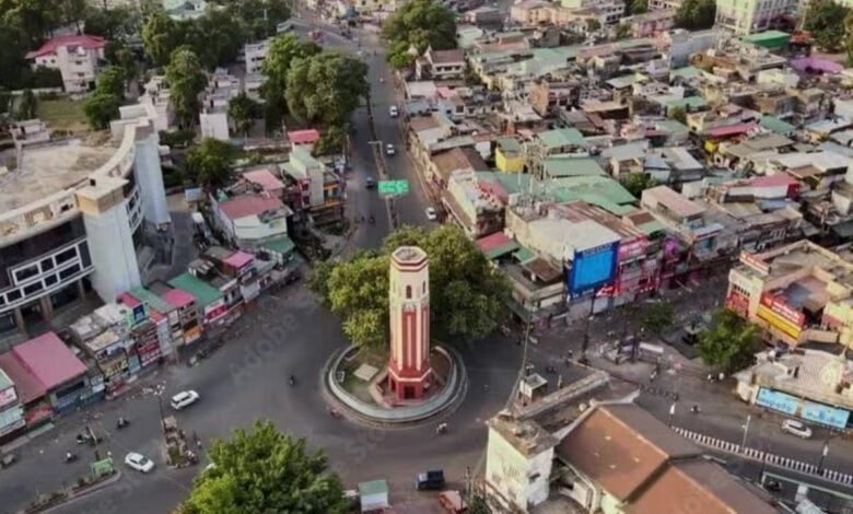 Dehradun Traffic Diversion: Traffic on several routes will be diverted starting at 8 AM on August 26, check the traffic advisory before leaving home.