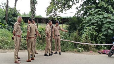 Dead Body Found in Uttarakhand: Young woman's body found by the highway, police working to identify her, forensic investigation underway.
