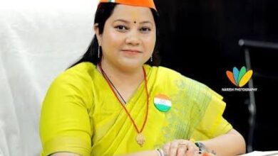 Srinagar Mayor Aarti Bhandari returns to the BJP, joined by 10 councilors; a major shift in Uttarakhand politics.