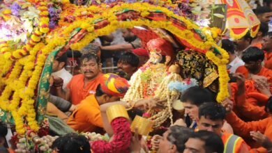 'Kailash Vadyam' echoed for the first time in Baba Mahakal's royal Mahasawari, the ride route became a grand faith corridor