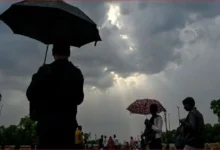 Partly cloudy skies in Delhi today; storm and heavy rain alert for UP and Bihar—check the weather across the country, from Himachal to Kerala!